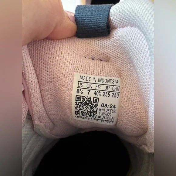 Adidas Pink and Navy VL Court 3.0 Sneakers, women’s size 8.5. Only worn 2x. - Picture 12 of 12